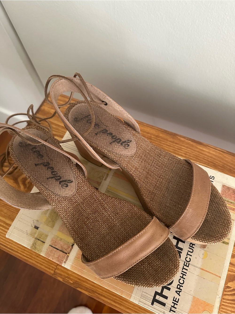 Free People wooden clogs/sandals - Picture 4 of 5